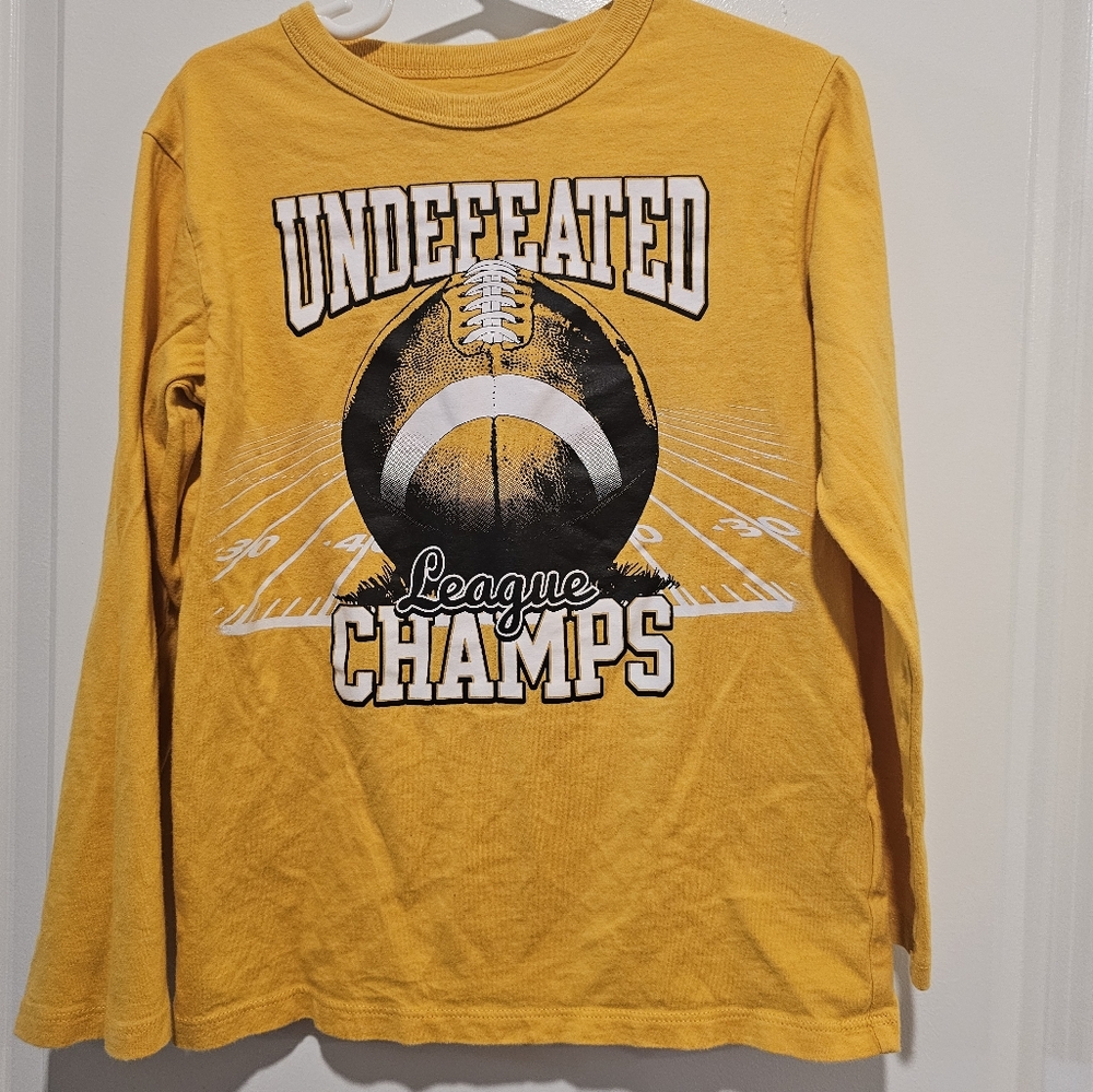 S 5/6 The Children's Place Superbowl Football‎ Long Sleeved Undefeated Champions